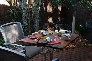 Witches Falls Cottages タンボリーン・マウンテン