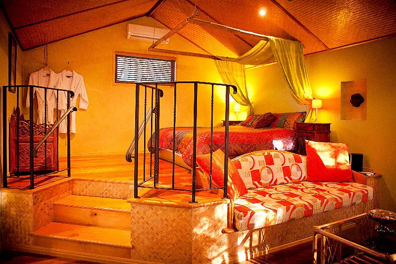 Witches Falls Cottages タンボリーン・マウンテン