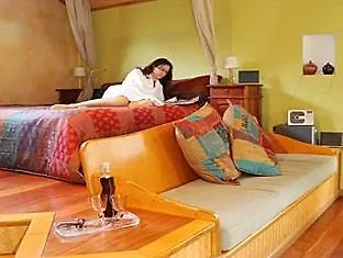 Witches Falls Cottages Mount Tamborine
